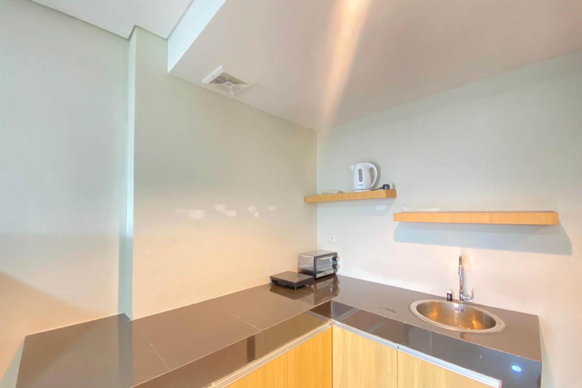 Spacious 2br At El Royale Near Bip By Travelio Apartemen Bandung
