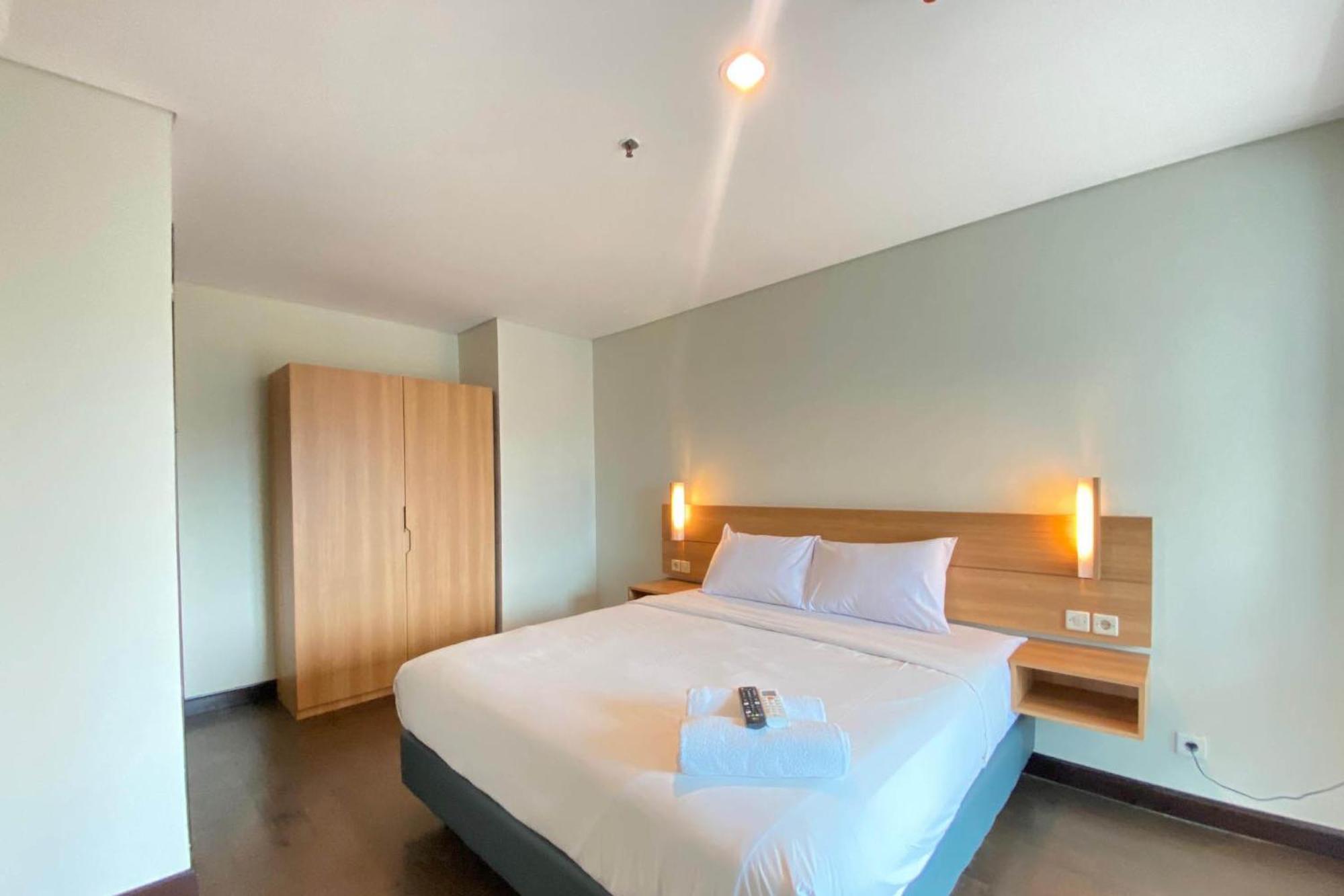 Apartemen Spacious 2br At El Royale Near Bip By Travelio